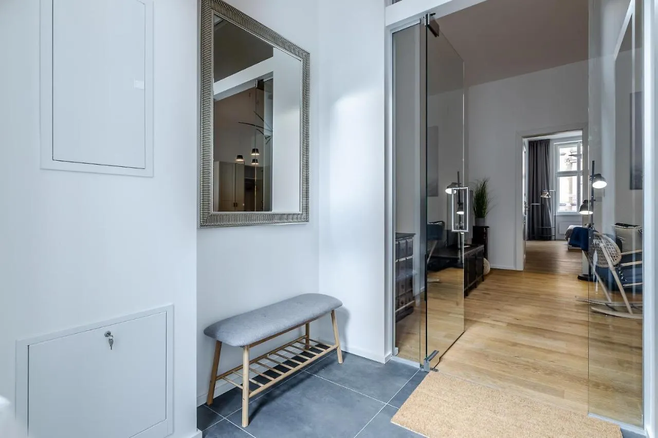 Elegant Apartments Located In The Centre Of Prag