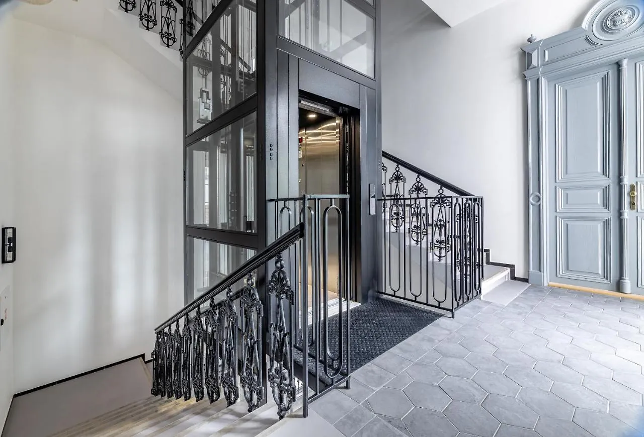 Elegant Apartments Located In The Centre Of Praga