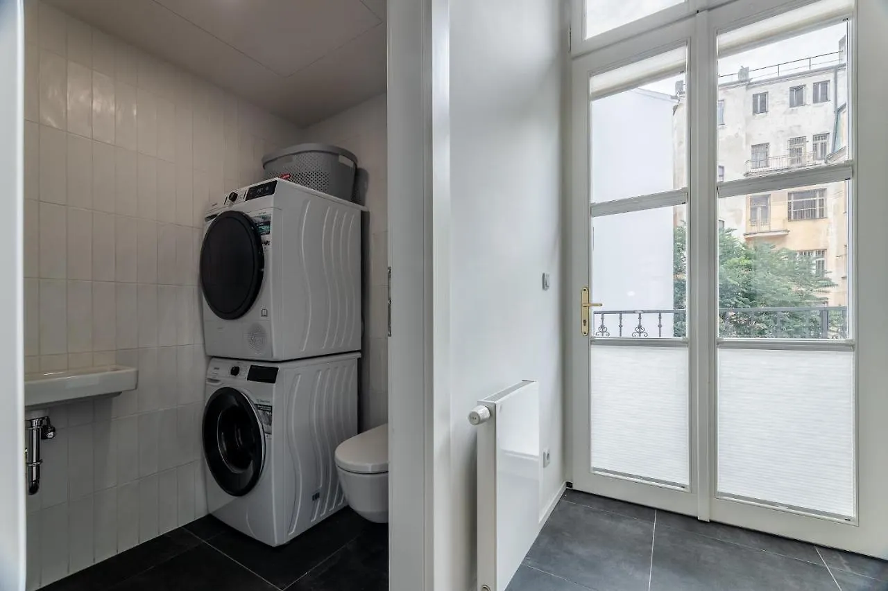 Elegant Apartments Located In The Centre Of Prag
