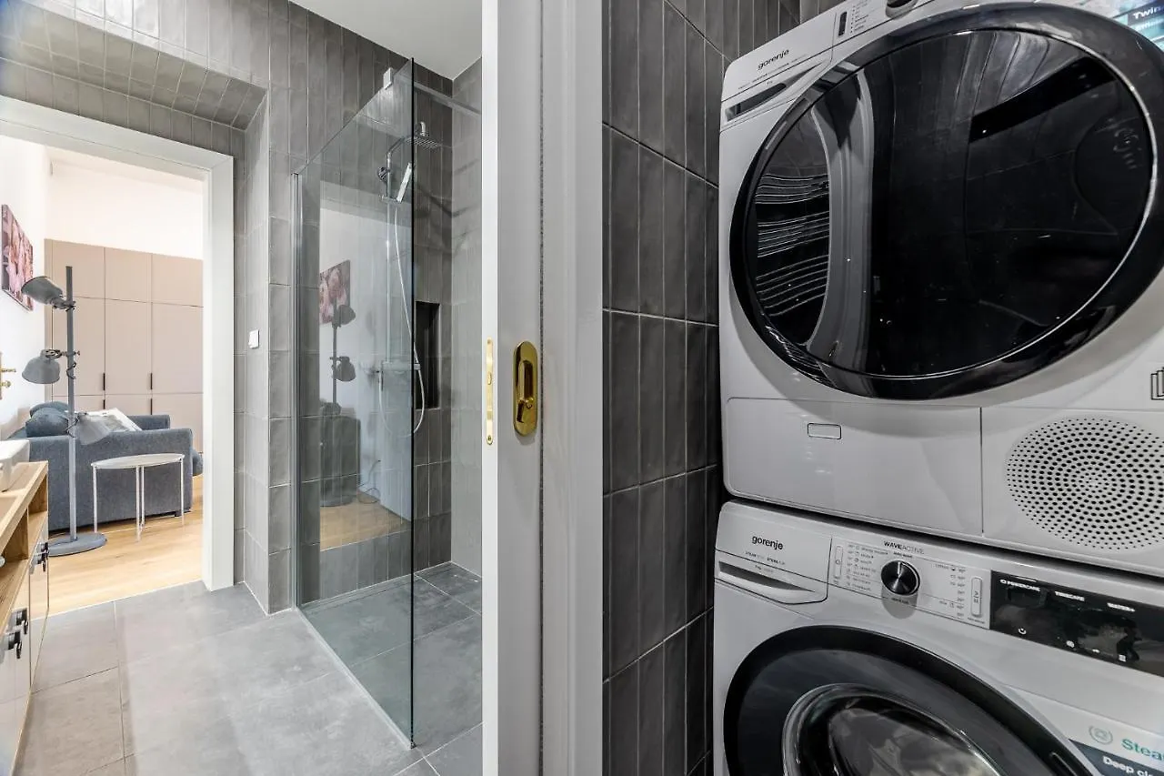 Elegant Apartments Located In The Centre Of Prag